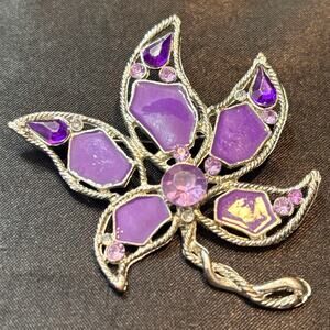 Vintage Unsigned Rhinestone Leaf Brooch 2.25 Inch Silver Tone